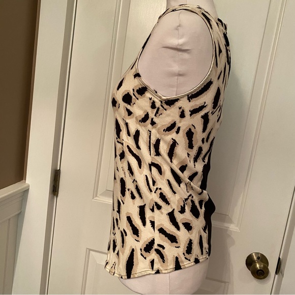ZARA TOP SLEEVELESS BLOUSE TANK CREAM BLACK ANIMAL PRINT KEYHOLE BUTTON SIZE XS - Picture 4 of 9